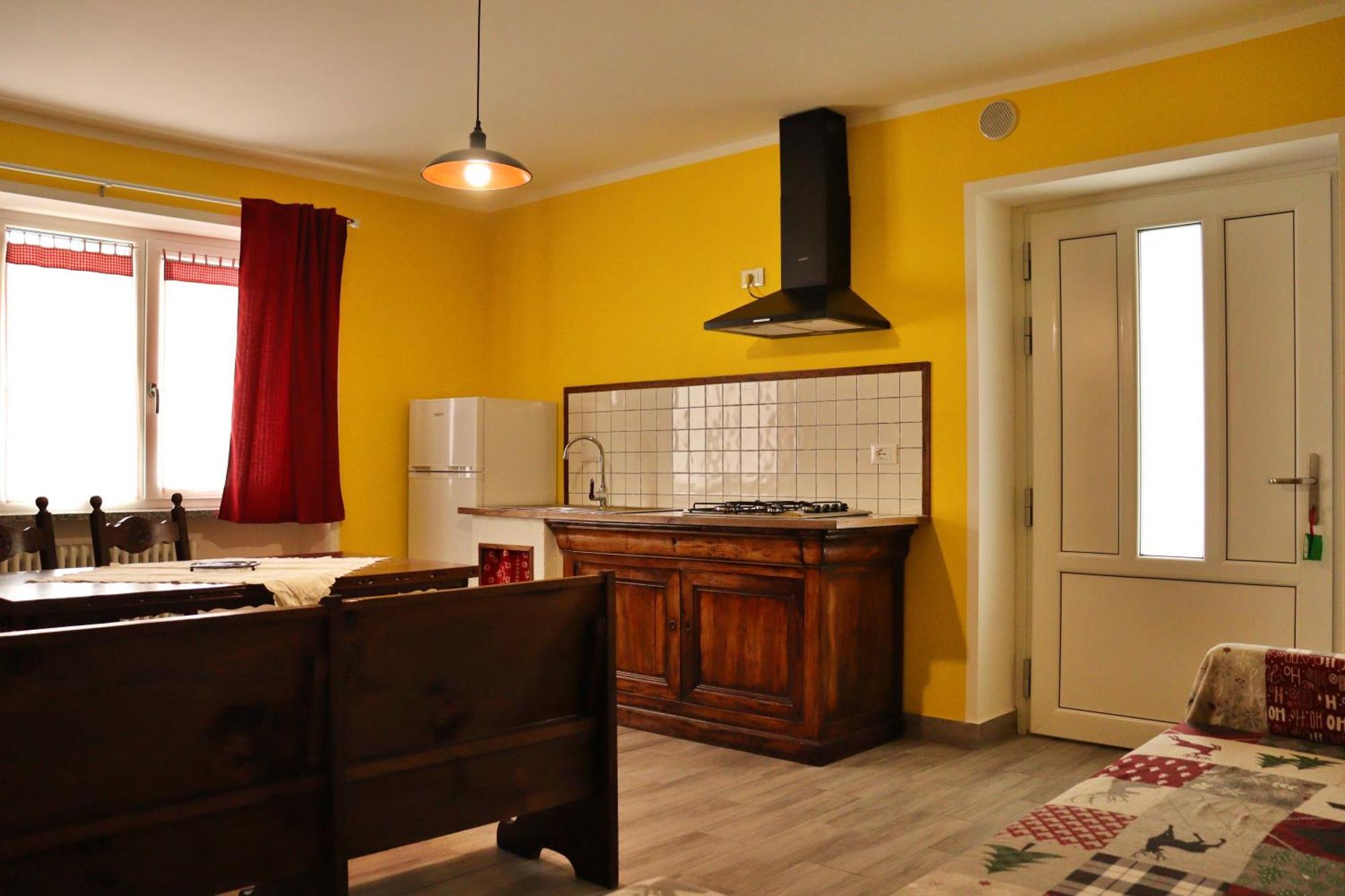 Aparthotel Lo Barbaboc Charvensod Esterno foto